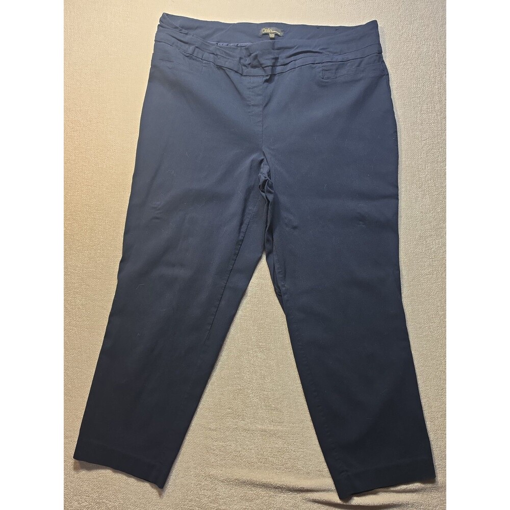 Dalia Dark Navy Blue Stretch Capris Straight Fit With Stretch Sz 18